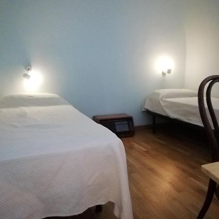 Villa Manasse Ачи Кастело Екстериор снимка
