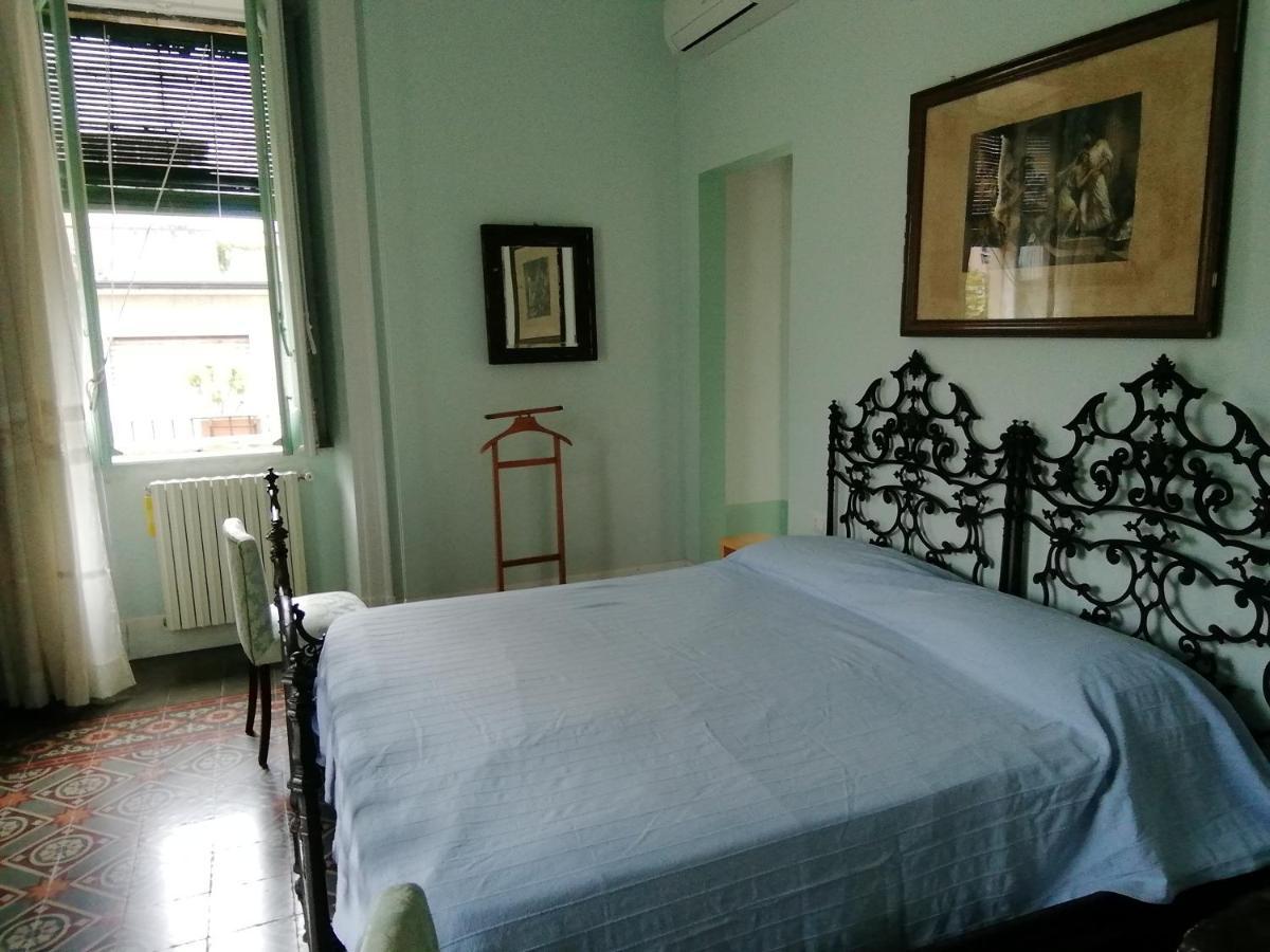 Villa Manasse Ачи Кастело Екстериор снимка