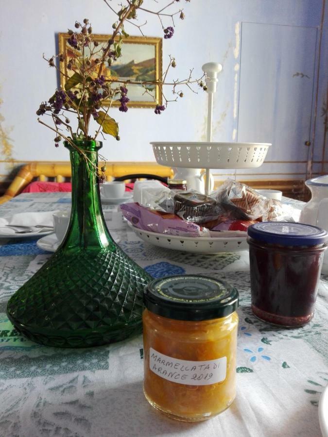 Villa Manasse Ачи Кастело Екстериор снимка